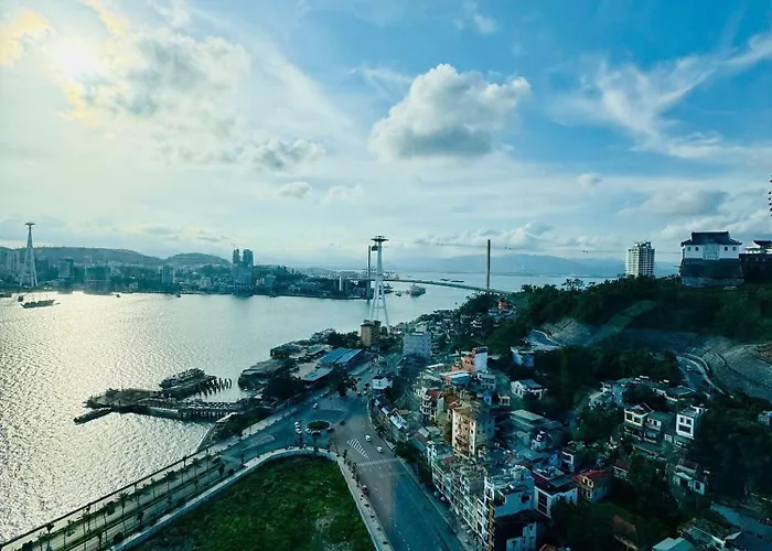 Sapphire S2 - Tầng 25 - 31 - 2 Phòng Ngủ Hạ Long