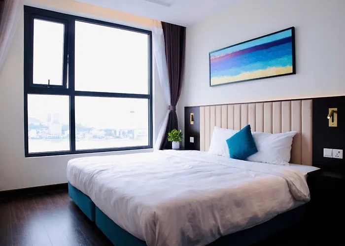 Căn hộ Sapphire S2 - Tầng 25 - 31 - 2 Phòng Ngủ *